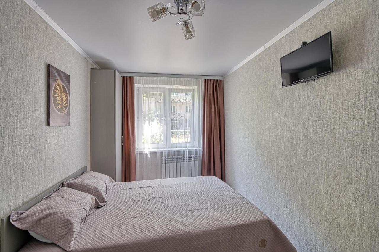 Апарт 33 Aparthotel Алма Ата Екстериор снимка