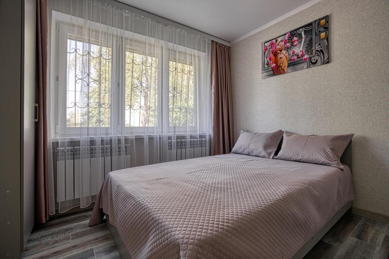 Апарт 33 Aparthotel Алма Ата Екстериор снимка