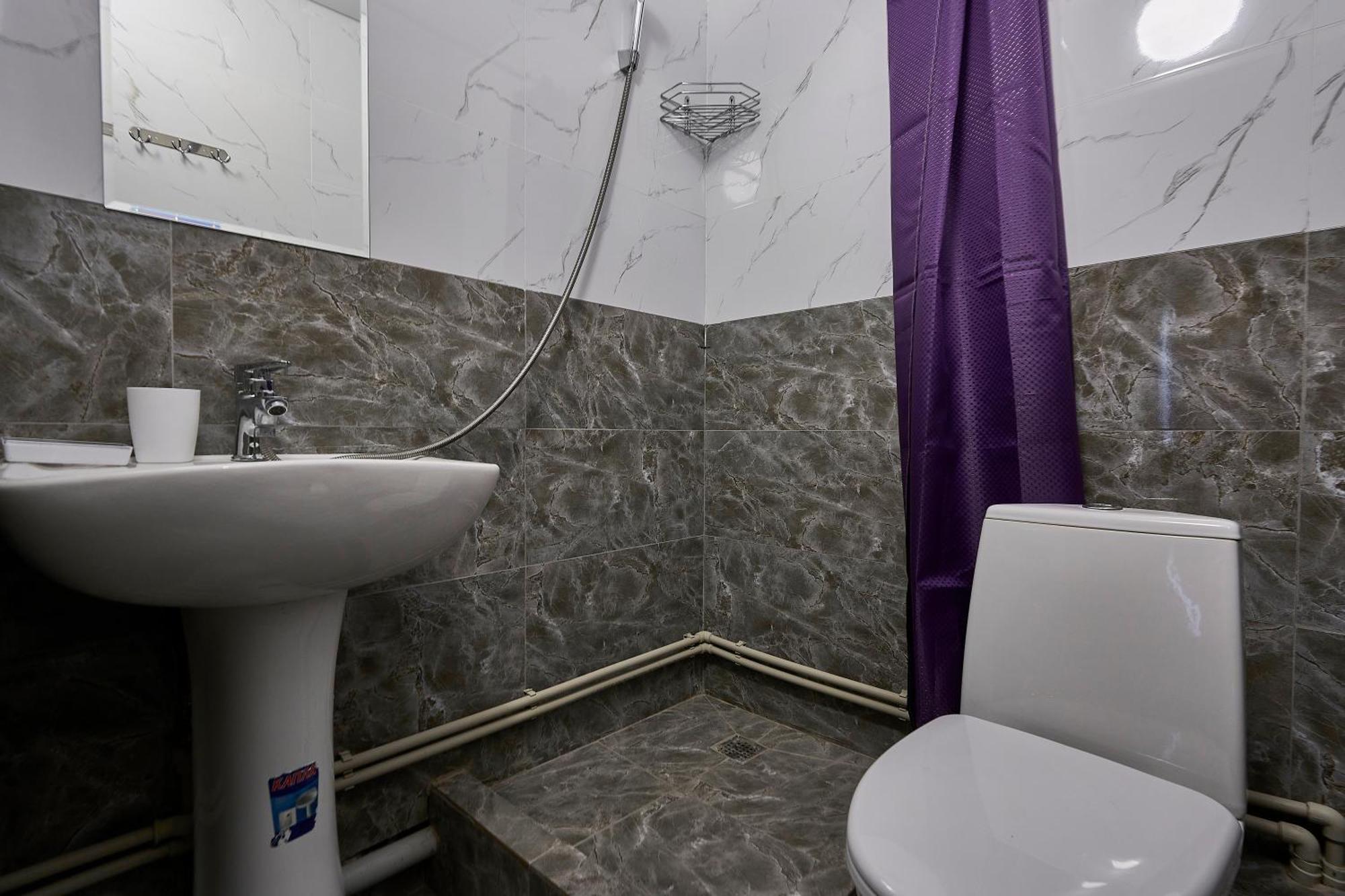 Апарт 33 Aparthotel Алма Ата Екстериор снимка